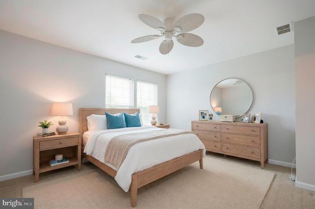 206 SLOAN CT, Wilmington, DE 19808