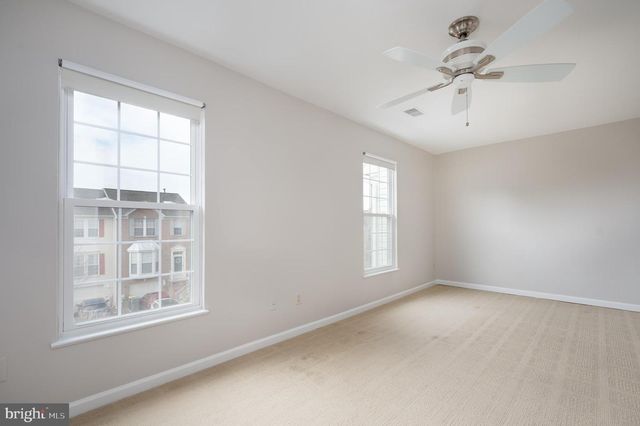 206 SLOAN CT, Wilmington, DE 19808