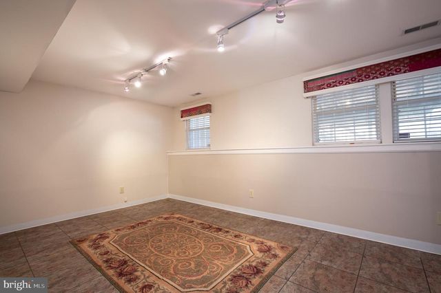 206 SLOAN CT, Wilmington, DE 19808