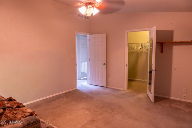 30660 S VAGABOND Trail, Congress, AZ 85332