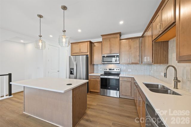 7216 Westrow Avenue, Charlotte, NC 28278