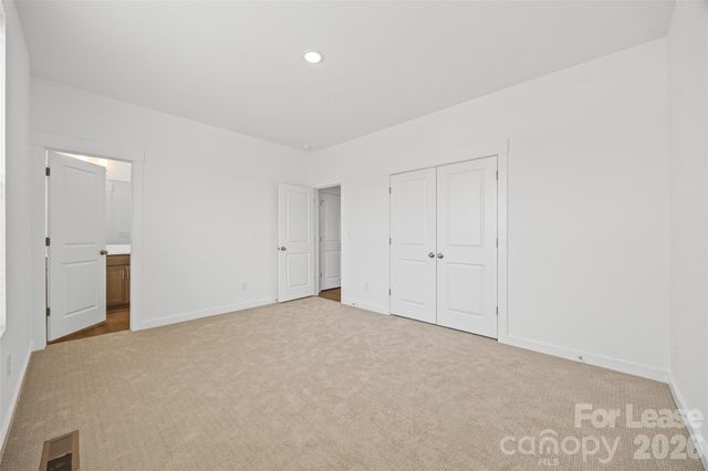 7216 Westrow Avenue, Charlotte, NC 28278