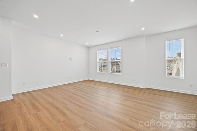 7216 Westrow Avenue, Charlotte, NC 28278