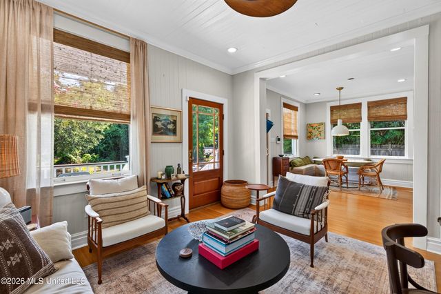 241 Washington Street, Bay Saint Louis, MS 39520