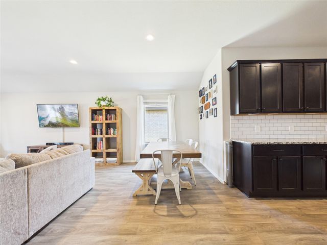 11020 33rd Avenue N, Texas City, TX 77591