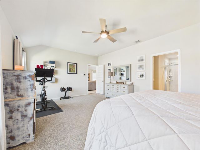 11020 33rd Avenue N, Texas City, TX 77591