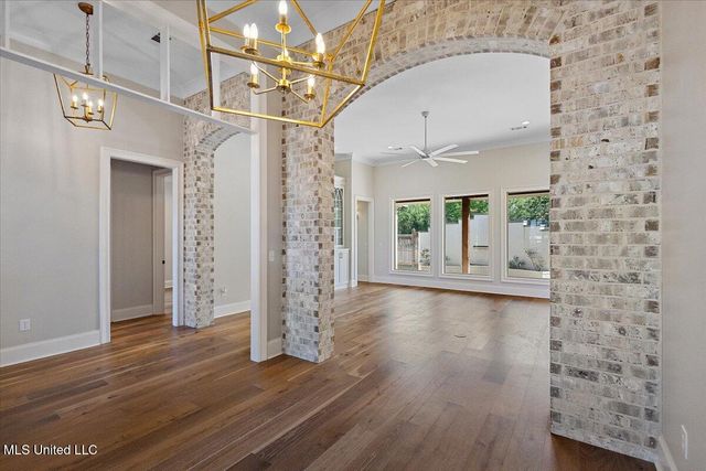 1319 Jasmine Way, Flowood, MS 39232