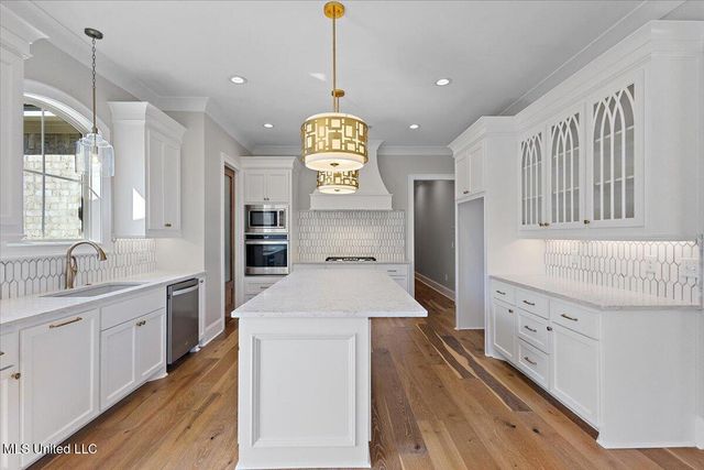 1319 Jasmine Way, Flowood, MS 39232
