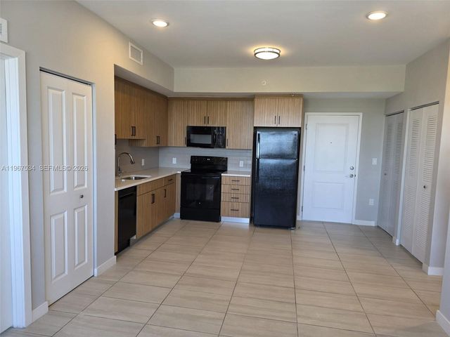 14380 SW 261st St 407, Miami, FL 33032