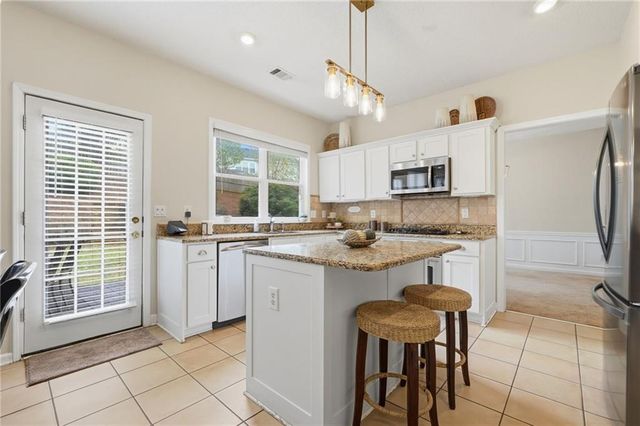 2135 Sugar Maple Lane NW, Acworth, GA 30101