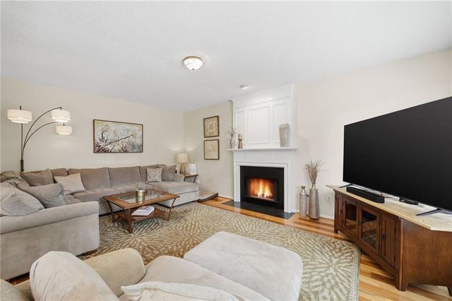 2135 Sugar Maple Lane NW, Acworth, GA 30101