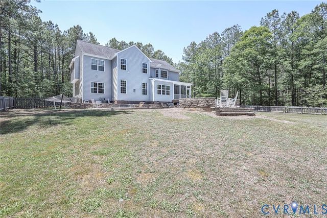 9101 Beaver Bridge Rd, Moseley, VA 23120