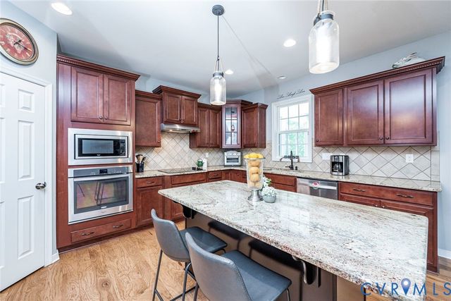 9101 Beaver Bridge Rd, Moseley, VA 23120