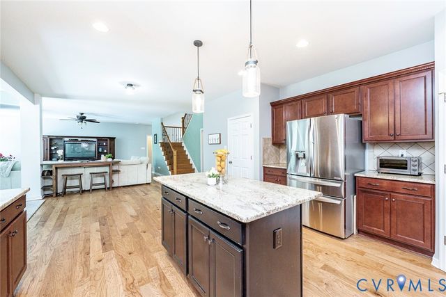 9101 Beaver Bridge Rd, Moseley, VA 23120