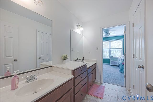 9101 Beaver Bridge Rd, Moseley, VA 23120