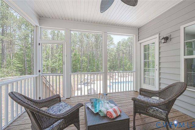 9101 Beaver Bridge Rd, Moseley, VA 23120