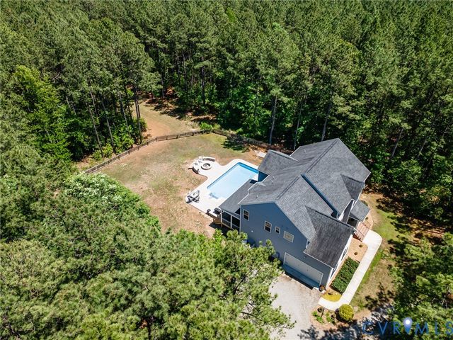9101 Beaver Bridge Rd, Moseley, VA 23120