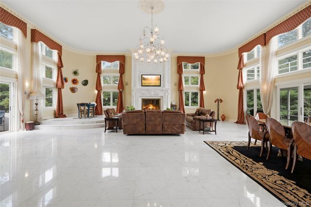 26 Tennis Court Road, Oyster Bay, NY 11771