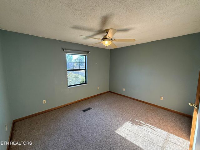 144 Atkins Rd, Madisonville, TN 37354