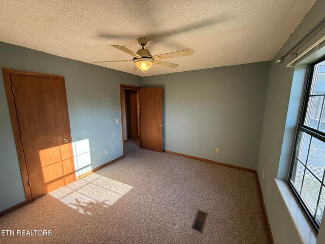 144 Atkins Rd, Madisonville, TN 37354