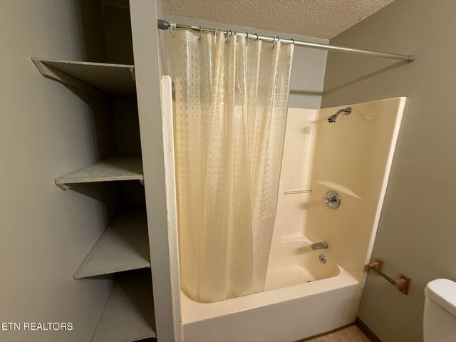 144 Atkins Rd, Madisonville, TN 37354