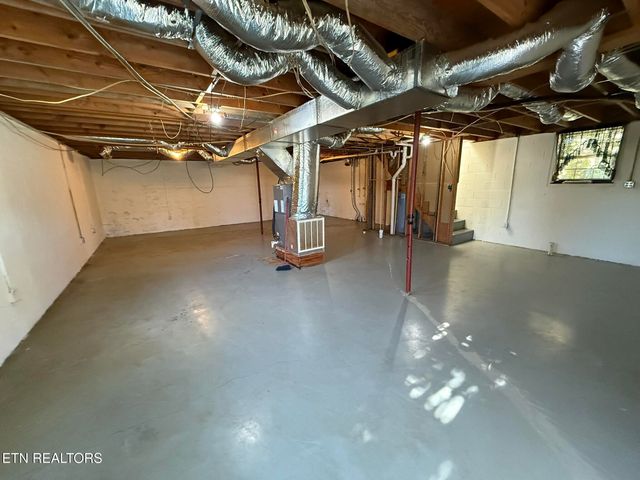 144 Atkins Rd, Madisonville, TN 37354