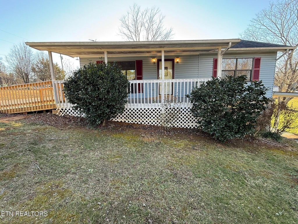 144 Atkins Rd, Madisonville, TN 37354