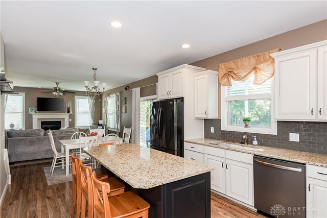 55 Hickory Pointe Drive, Germantown, OH 45327