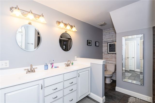 55 Hickory Pointe Drive, Germantown, OH 45327