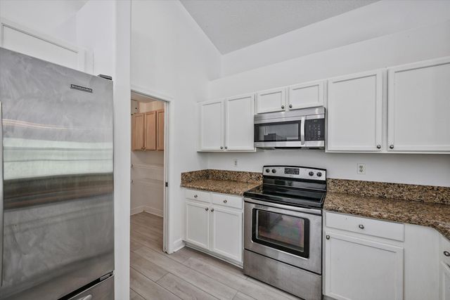 8671 155th Place N, Palm Beach Gardens, FL 33418