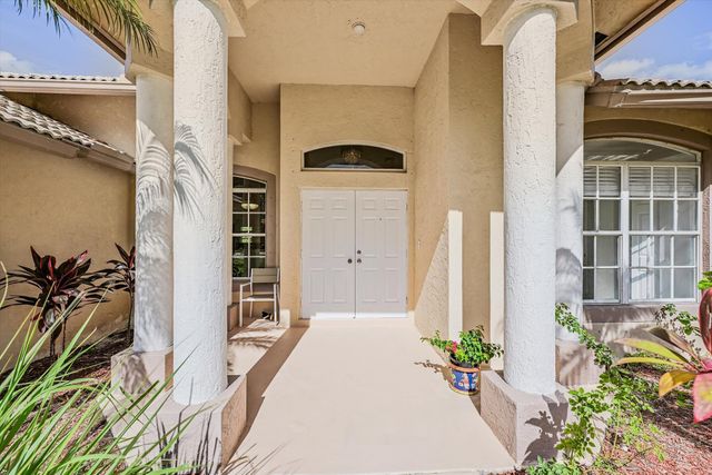 8671 155th Place N, Palm Beach Gardens, FL 33418