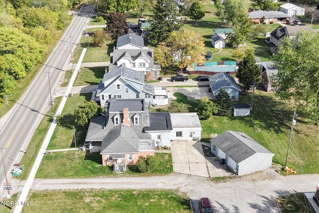 23763 W Front Street, Grand Rapids, OH 43522