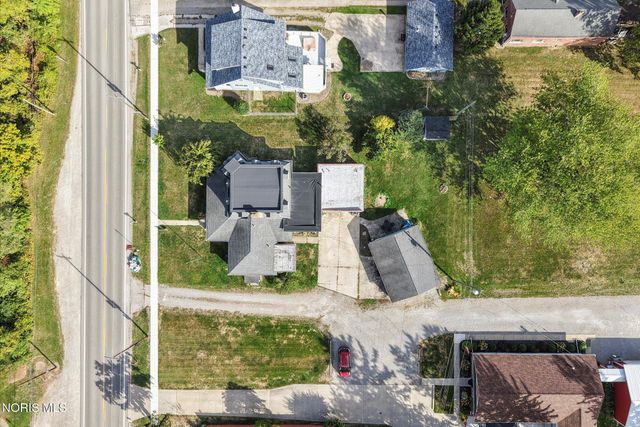 23763 W Front Street, Grand Rapids, OH 43522