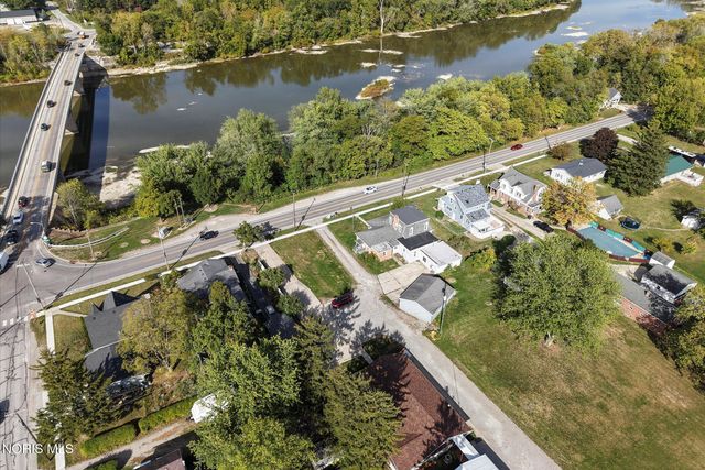 23763 W Front Street, Grand Rapids, OH 43522