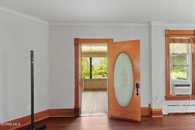 23763 W Front Street, Grand Rapids, OH 43522