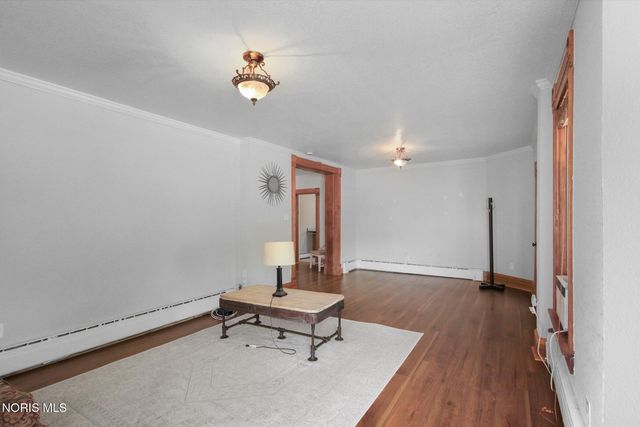 23763 W Front Street, Grand Rapids, OH 43522