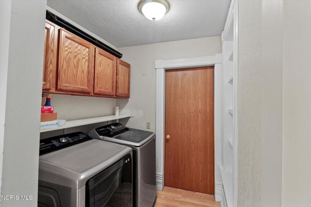 23763 W Front Street, Grand Rapids, OH 43522