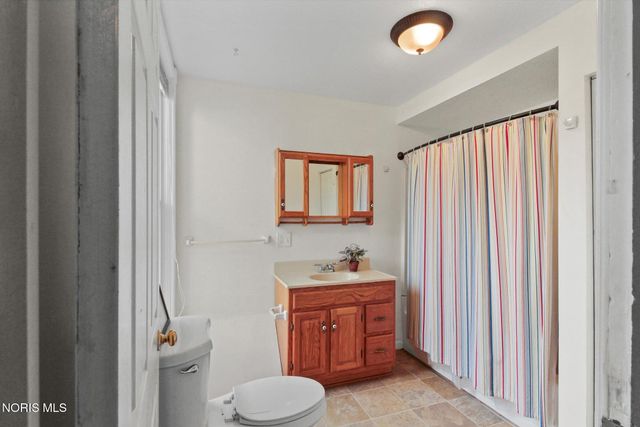 23763 W Front Street, Grand Rapids, OH 43522