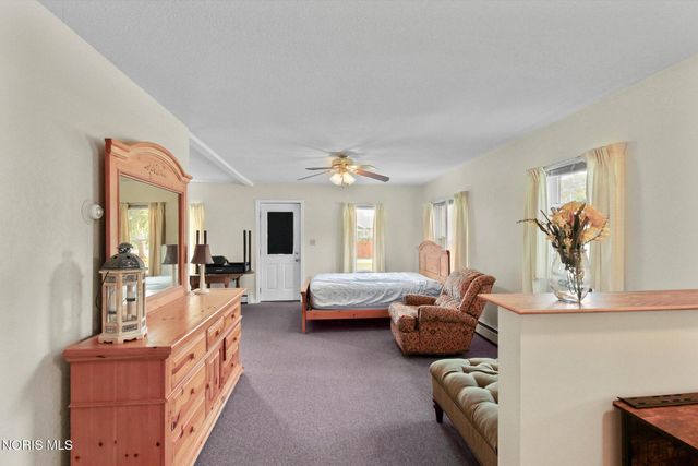 23763 W Front Street, Grand Rapids, OH 43522