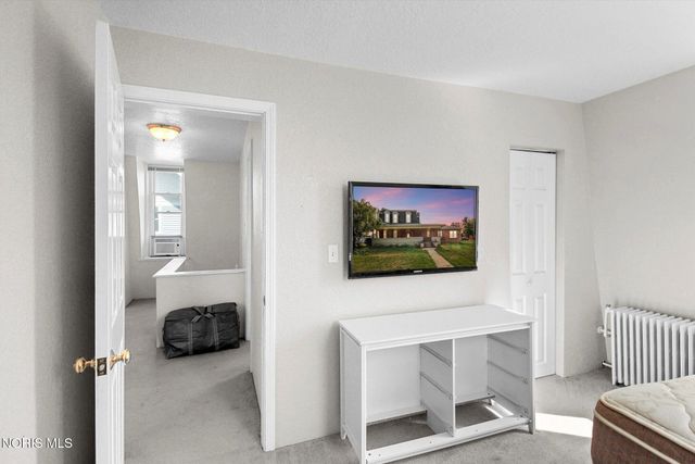 23763 W Front Street, Grand Rapids, OH 43522