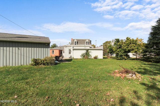 23763 W Front Street, Grand Rapids, OH 43522