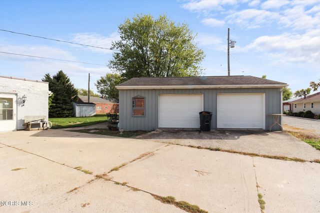 23763 W Front Street, Grand Rapids, OH 43522