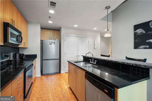 250 Pharr Road NE 607, Atlanta, GA 30305