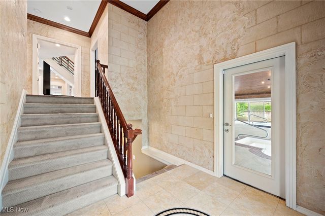 769 Village Trail, Gates Mills, OH 44040