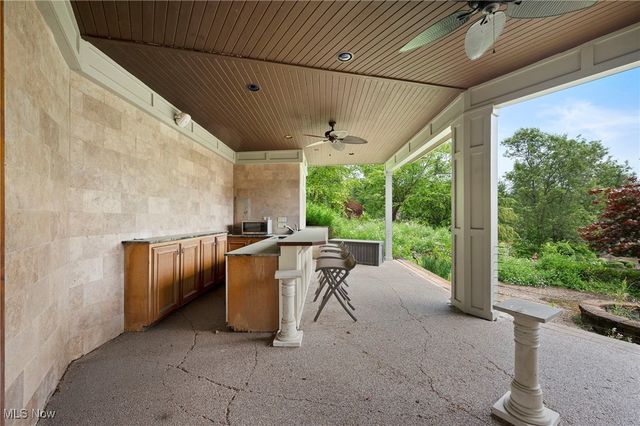 769 Village Trail, Gates Mills, OH 44040