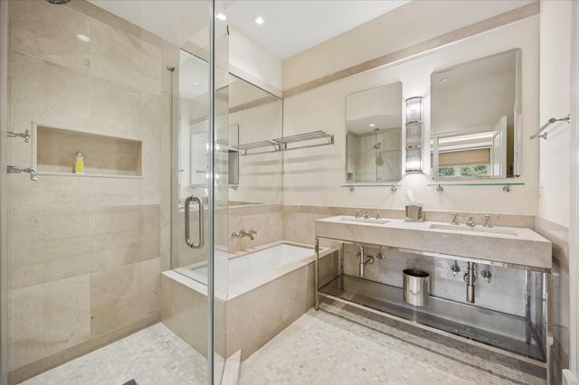 1604 North Boulevard, Houston, TX 77006