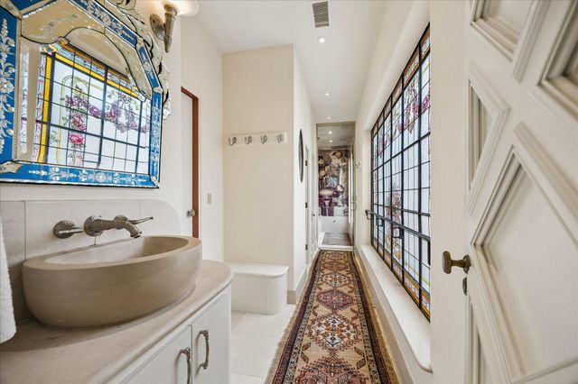 1604 North Boulevard, Houston, TX 77006