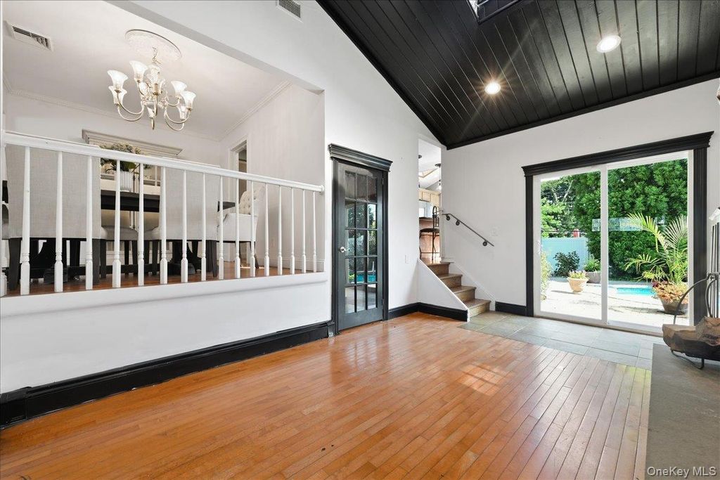 2891 Montgomery Street, Wantagh, NY 11793 — photo 5