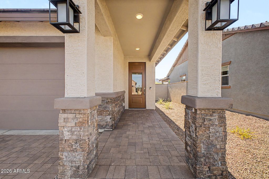 5560 N 205TH Lane, Buckeye, AZ 85396 — photo 2