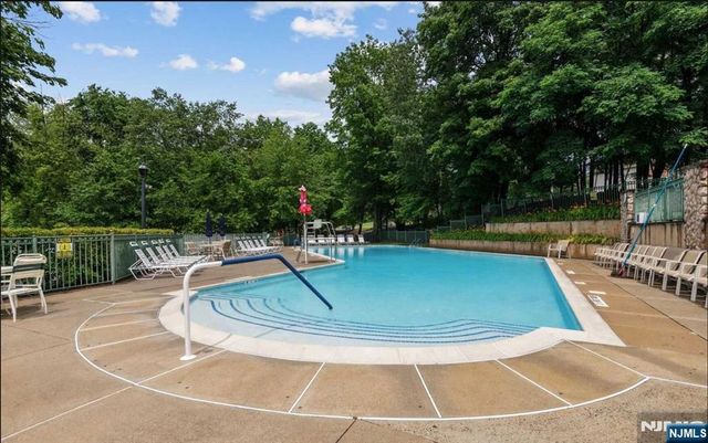 1272 Paddington Road 1272, Mahwah, NJ 07430